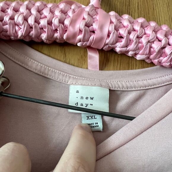 A new day shirt Woman’s XXL - Picture 3 of 4